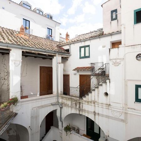 Qu4Ttro I Domo House Lejlighed Salerno Eksteriør billede